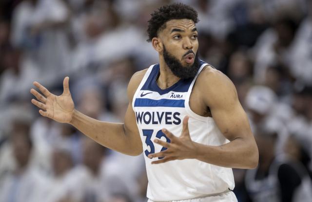 开云体育app-意难平！唐斯被交易震惊 凌晨三点穿狼队球衣训练