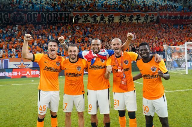 开云体育app-两记世界波擒下成都蓉城 青岛5轮抢9分脱离降级区